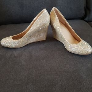 Sparkle wedge- great Prom wedge